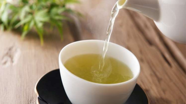 The benefits of eating green tea 1