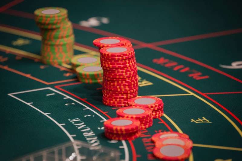 Play Baccarat Online For Real Money