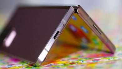 Should You Make the Leap to a Folding Smartphone