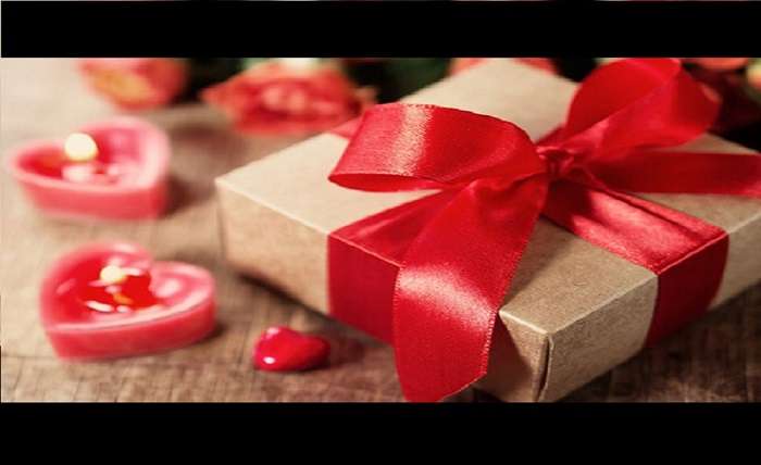 Special Gifts and Surprises to Make Valentines Day Celebration A Memorable One