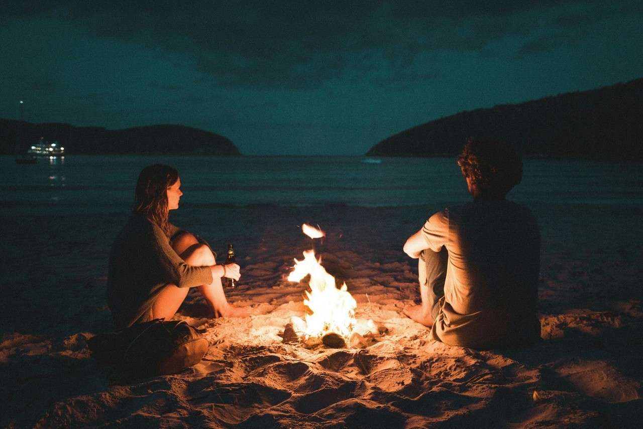 Planning to Have the Perfect Romantic Yet Delicious Date Including These Things Can Help