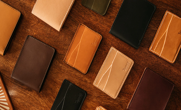 What are the various types of wallets