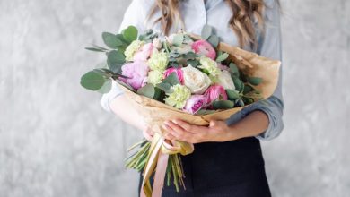 Send flowers with the Same day flower delivery.