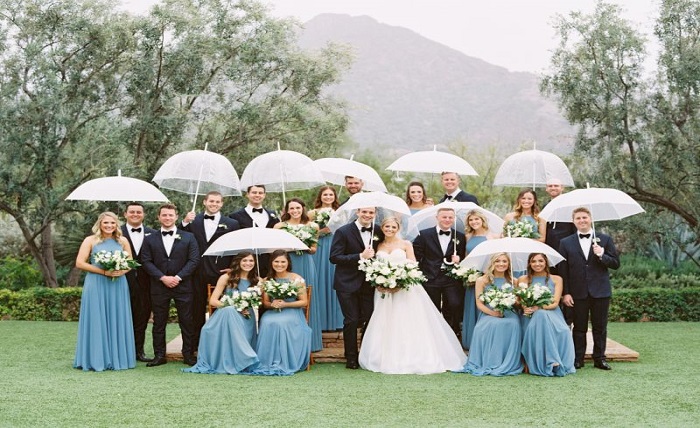 How To Plan for Rainy Weather Wedding Photography